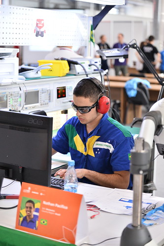 WSC_2019_Electronics48607389657_7033576454.jpg