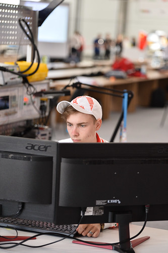 WSC_2019_Electronics48617022397_365364427f.jpg