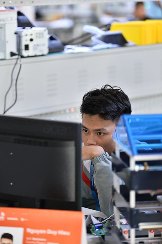 WSC_2019_Electronics48617023757_01c8c452e9.jpg