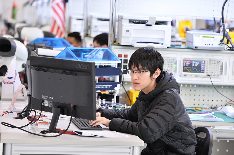 WSC_2019_Electronics48617025397_29cd647a7f_c.jpg